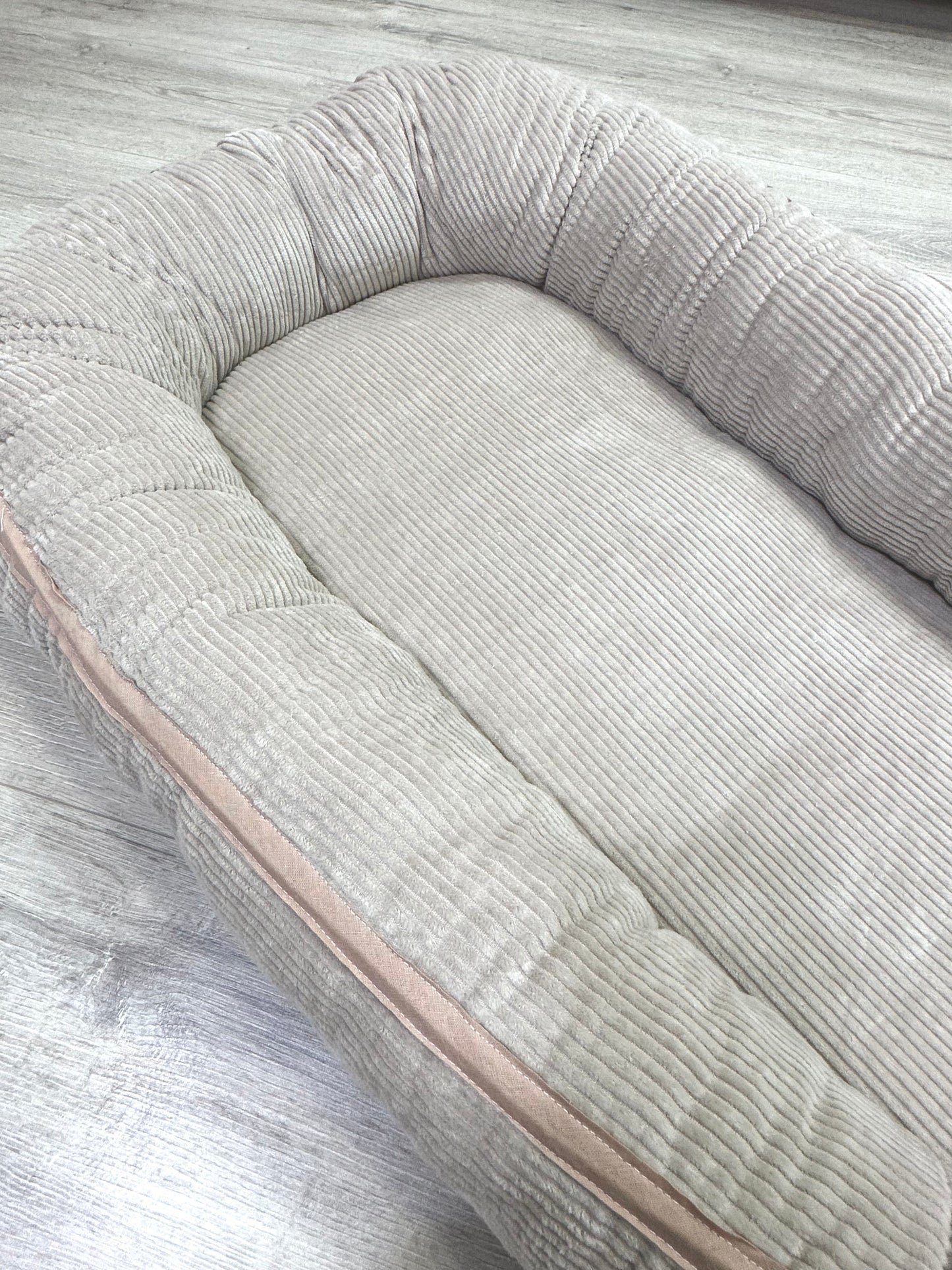 Nestchen Cord dunkel beige