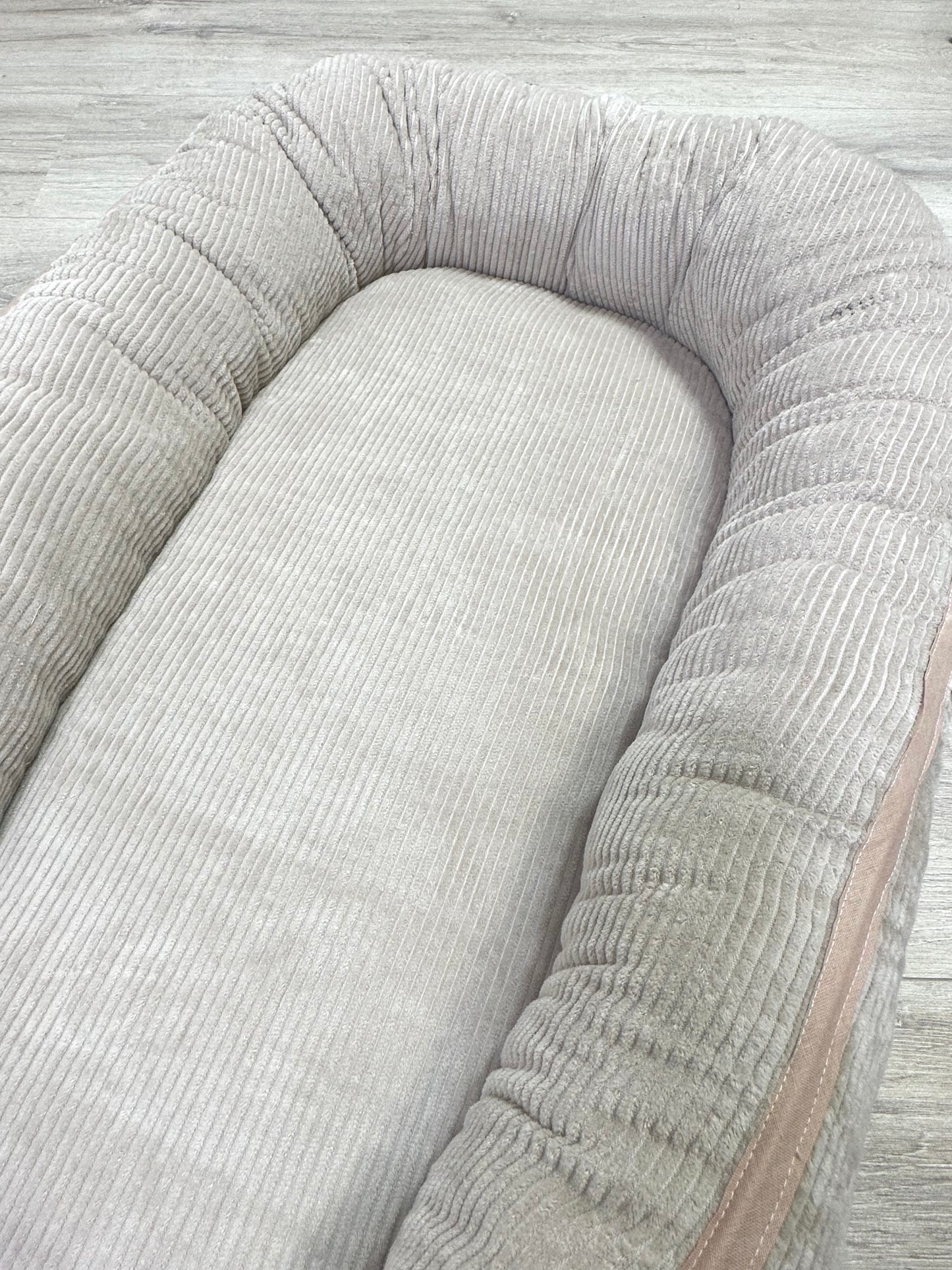 Nestchen Cord dunkel beige